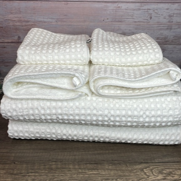 Hotel collection luxury Waffle cotton towels. - Picture 6 of 11